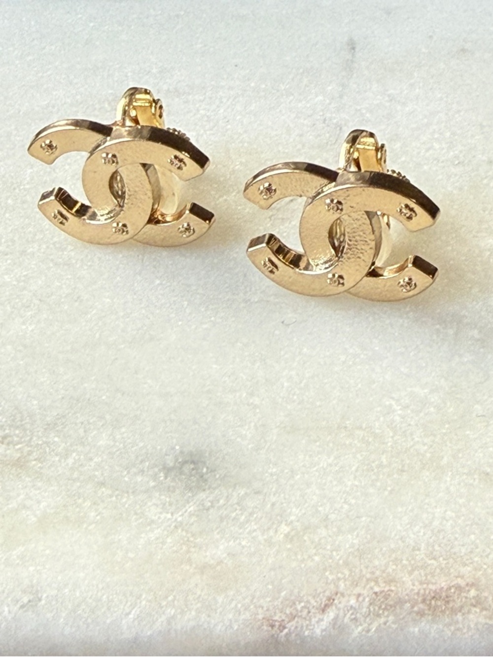 CHANEL button 1” custom Earrings Gold CC repurposed from authentic accessories - Picture 8 of 8